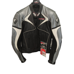  КОЖЕНО ЯКЕ IXS Hawk 