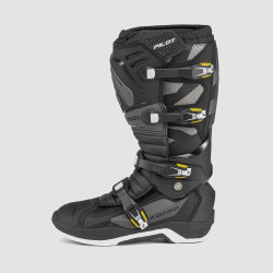 БОТУШИ FORMA PILOT BLACK
